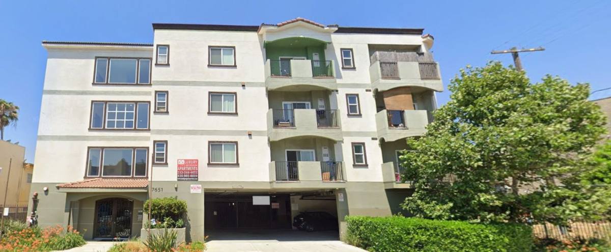 Apartment for rent at 7651 Laurel Canyon Blvd, North Hollywood, CA 91605