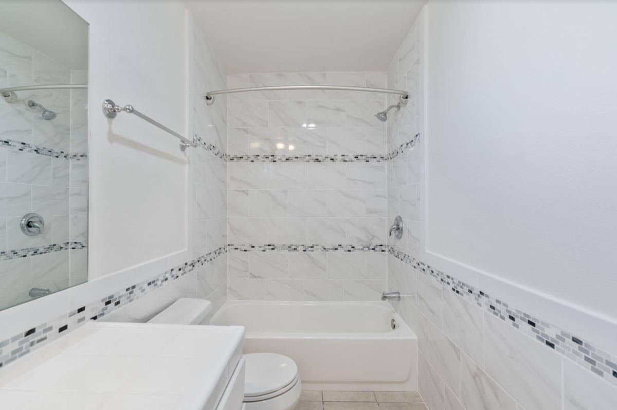 Apartment for rent at 905 N 3rd St, Burbank, CA 91502