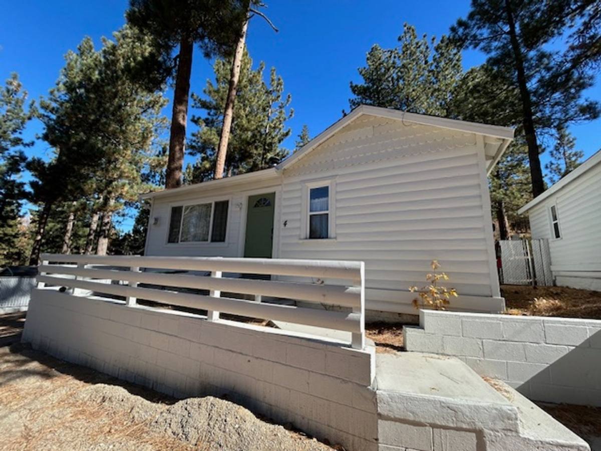 Apartment for rent at 784 Berkley Lane, Big Bear Lake, CA 92315
