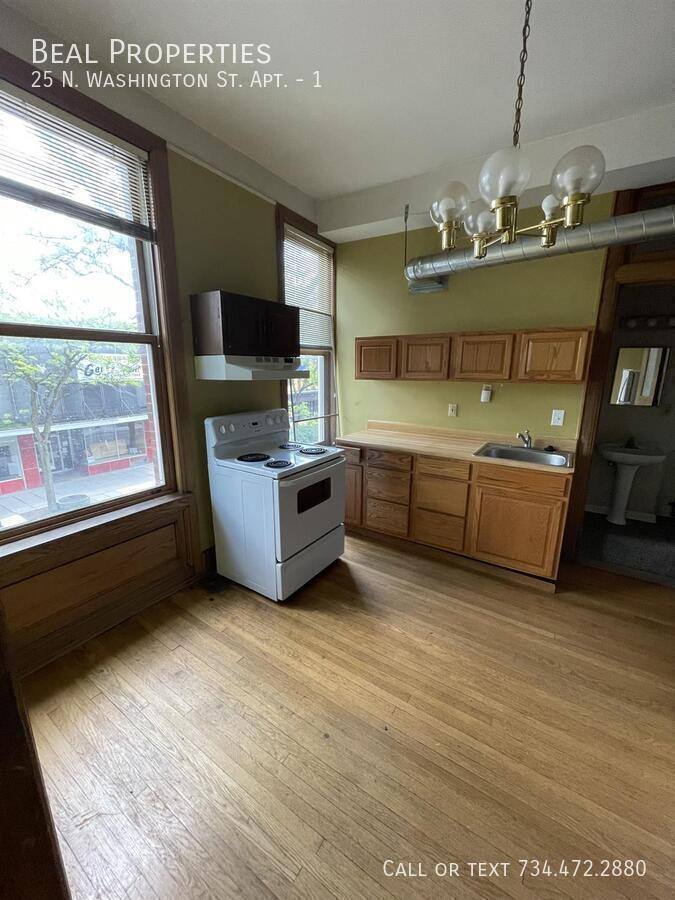 Apartment for rent at 25 N Washington St #1, Ypsilanti, MI 48197