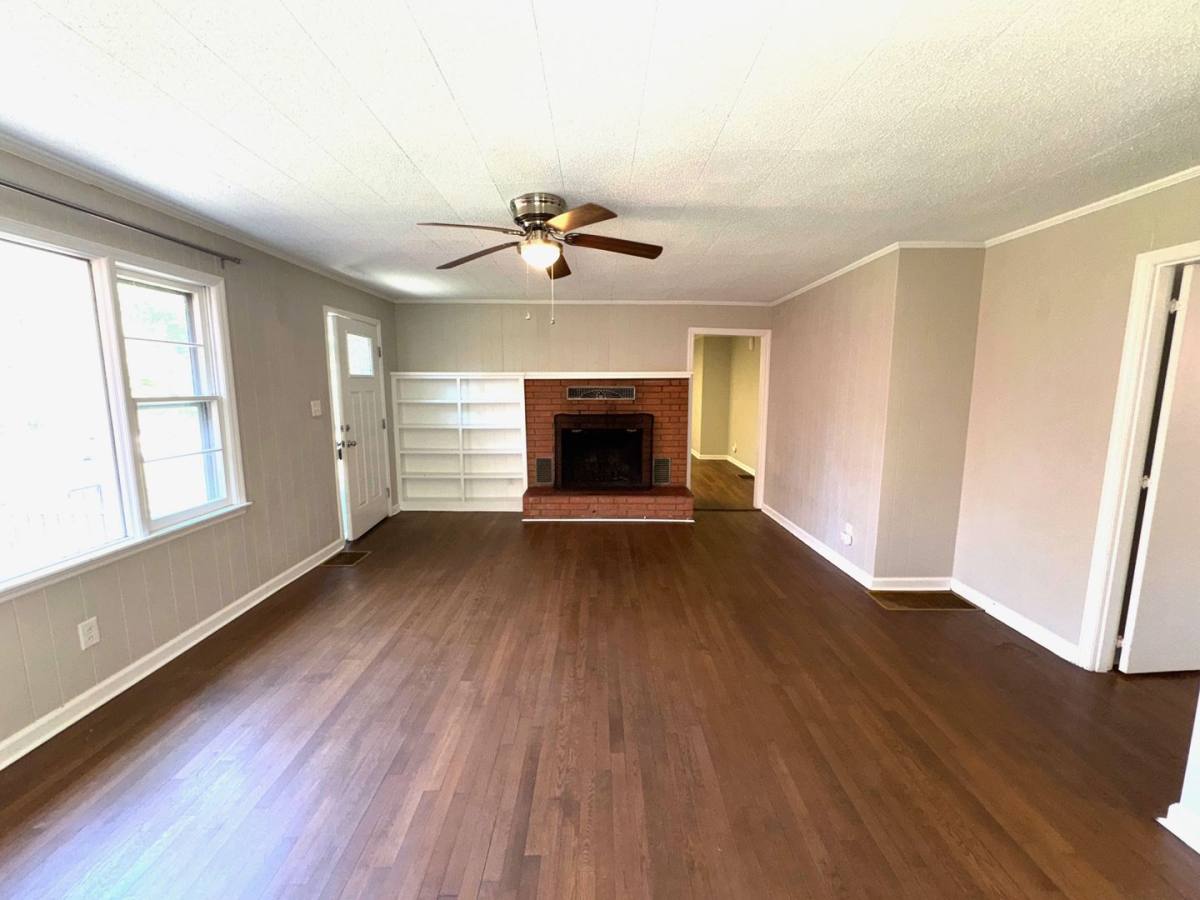 Apartment for rent at 331 Gashes Creek Rd, Asheville, NC 28803