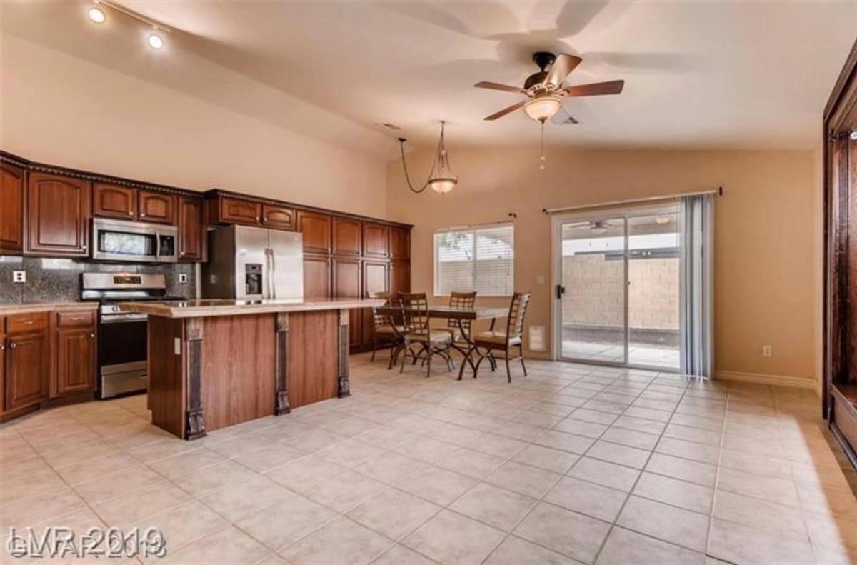House for rent at 8812 W Tumblewood Ave, Las Vegas, NV 89143