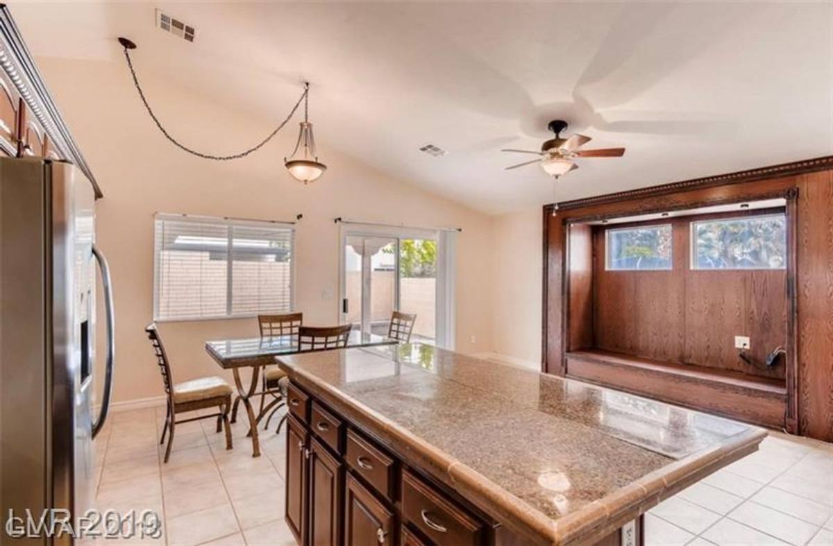 House for rent at 8812 W Tumblewood Ave, Las Vegas, NV 89143