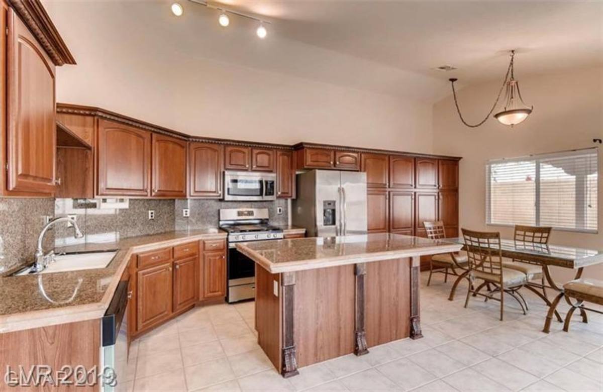 House for rent at 8812 W Tumblewood Ave, Las Vegas, NV 89143