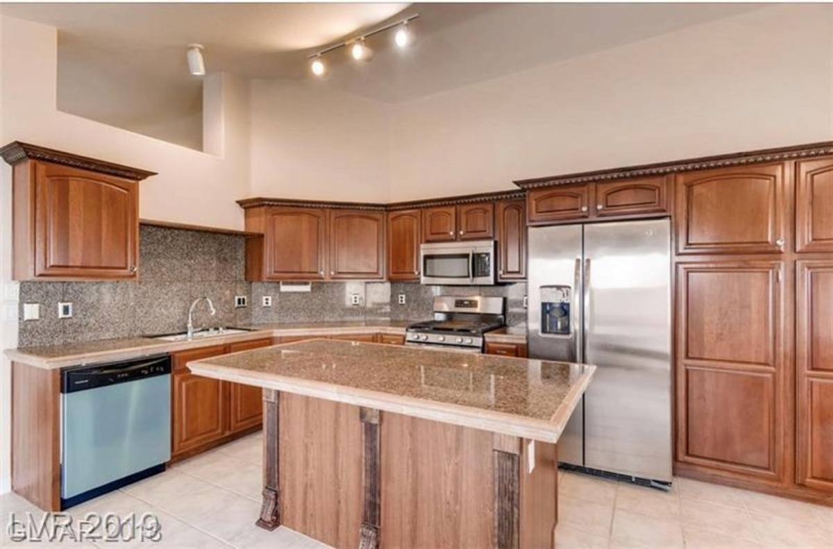 House for rent at 8812 W Tumblewood Ave, Las Vegas, NV 89143