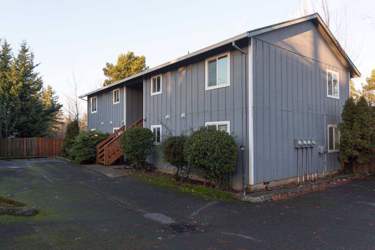 12225 SW Longhorn Lane, Beaverton, OR 97008 - Apartment for Rent - Image 1