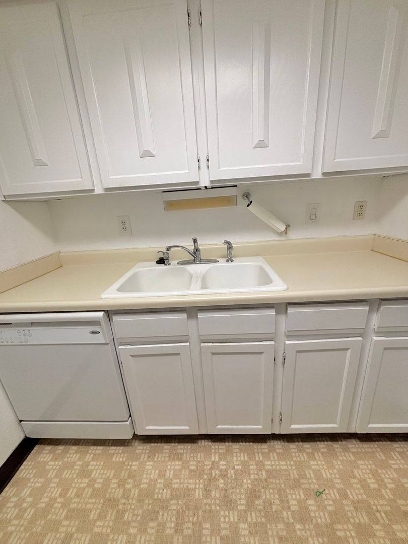 Apartment for rent at 1150 Golden Circle, Golden, CO 80401
