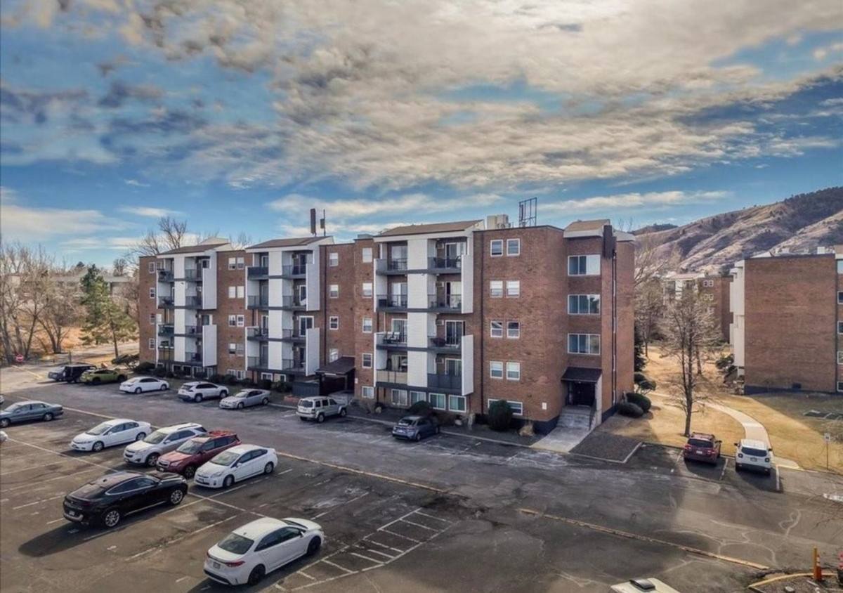 Apartment for rent at 1150 Golden Circle, Golden, CO 80401