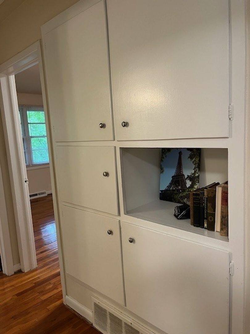 Apartment for rent at 117 Purefoy Rd, Chapel Hill, NC 27514