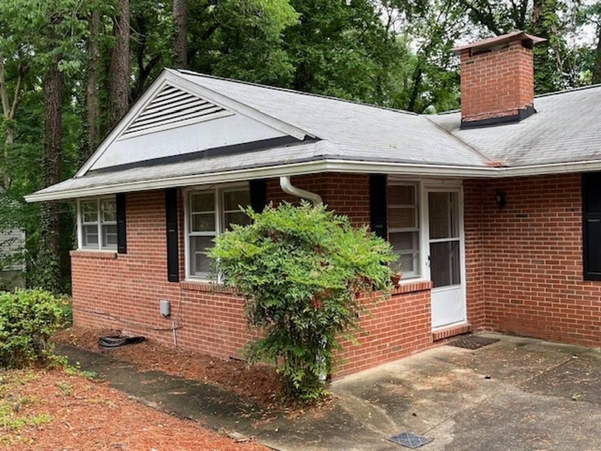 Apartment for rent at 117 Purefoy Rd, Chapel Hill, NC 27514