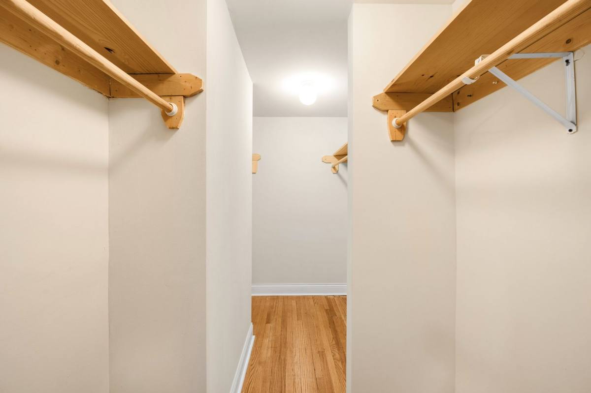 Apartment for rent at 4934 S King Dr, Chicago, IL 60615