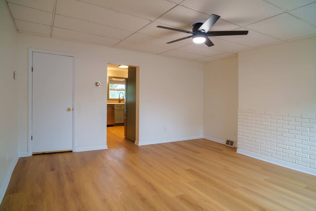Apartment for rent at 3157 Shadeland Ave, Pittsburgh, PA 15212