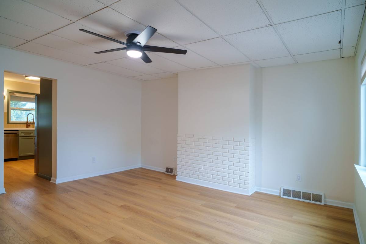 Apartment for rent at 3157 Shadeland Ave, Pittsburgh, PA 15212