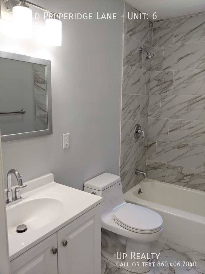 Apartment for rent at 28 Old Pepperidge Lane #6, Wethersfield, CT 06109
