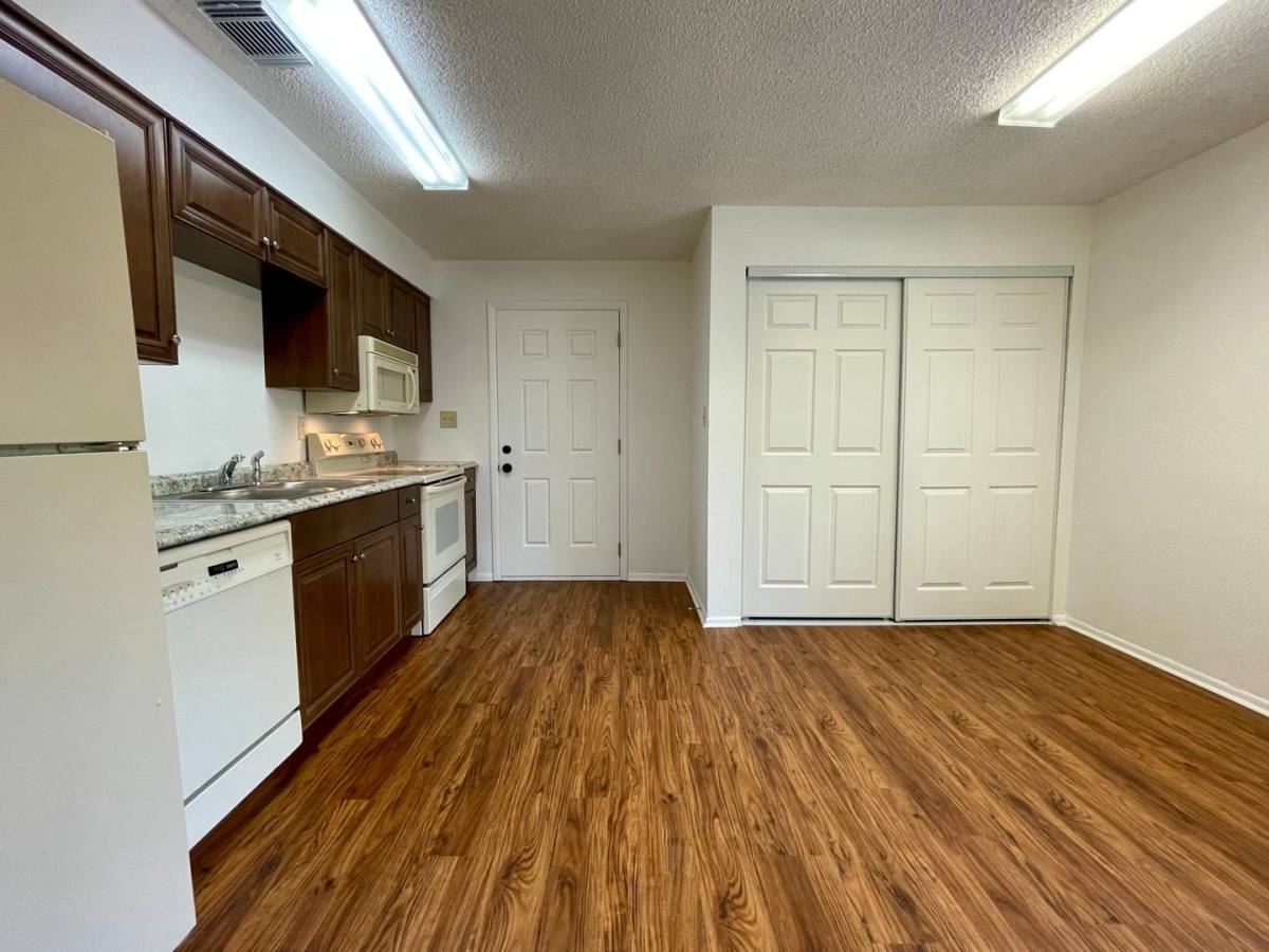 House for rent at 3728 County Line Rd, Lakeland, FL 33811