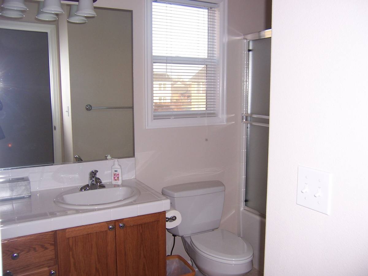 House for rent at 863 SE Bayshore Circle, Corvallis, OR 97333