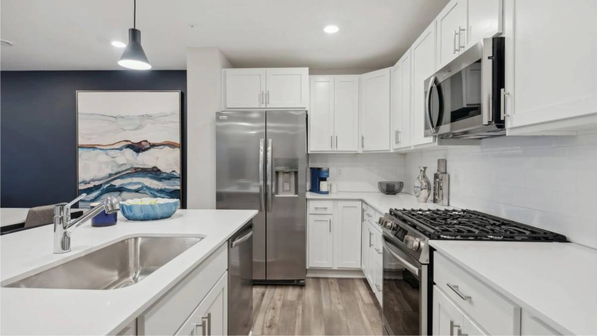 Townhouse for rent at 15018 Adare Way, Rosemount, MN 55068
