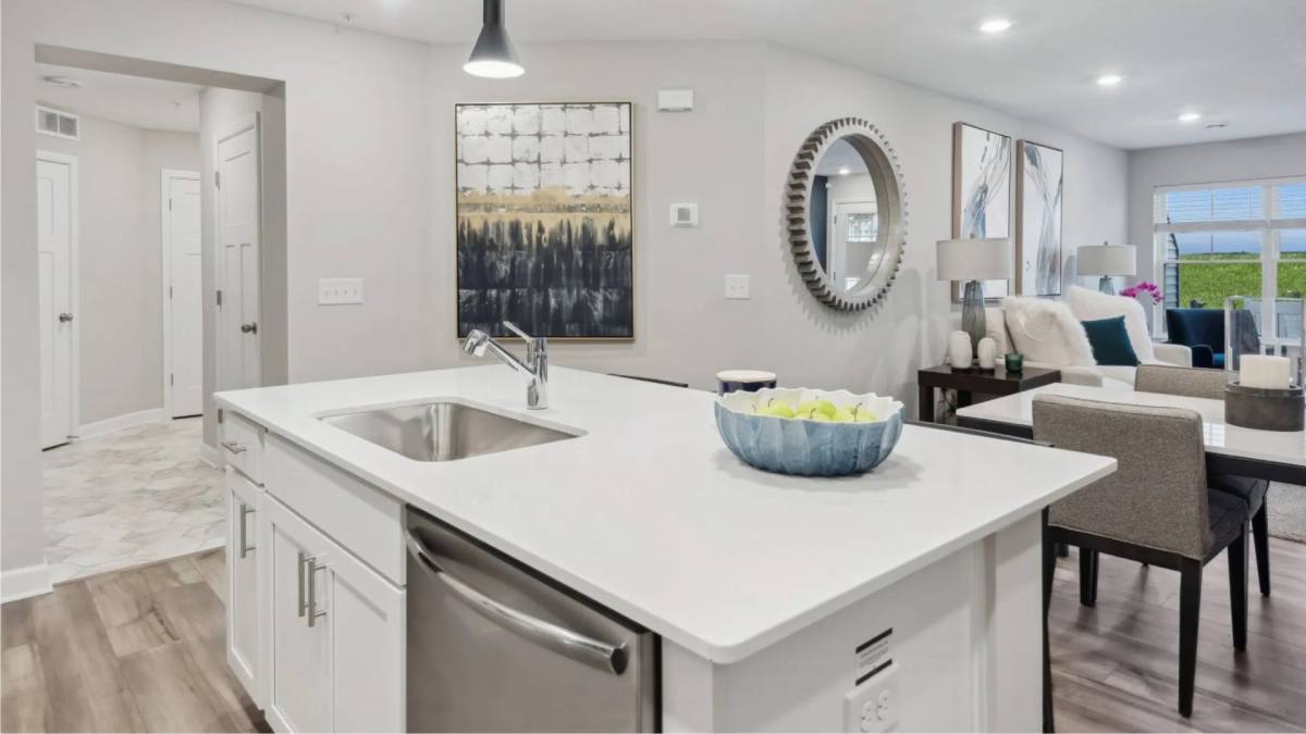 Townhouse for rent at 15018 Adare Way, Rosemount, MN 55068