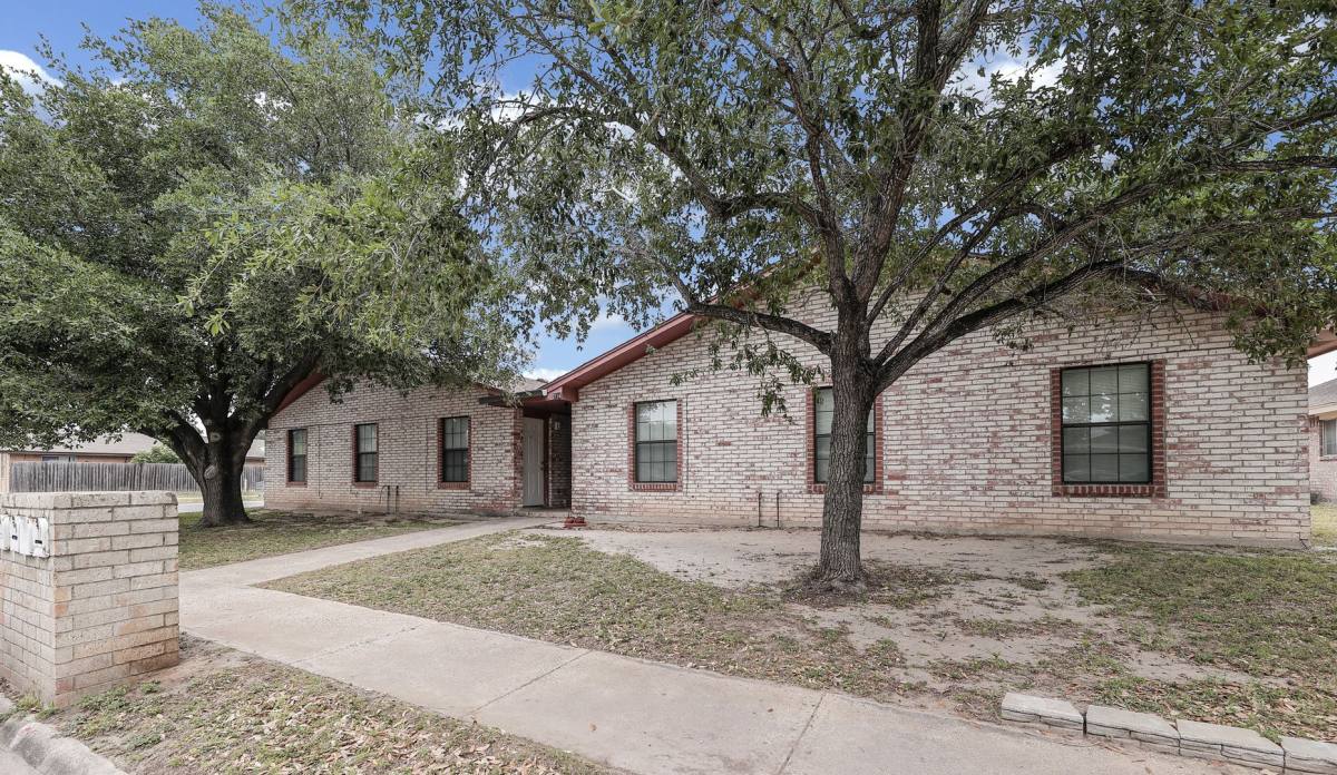 Apartment for rent at 2716 N 31st St, McAllen, TX 78501