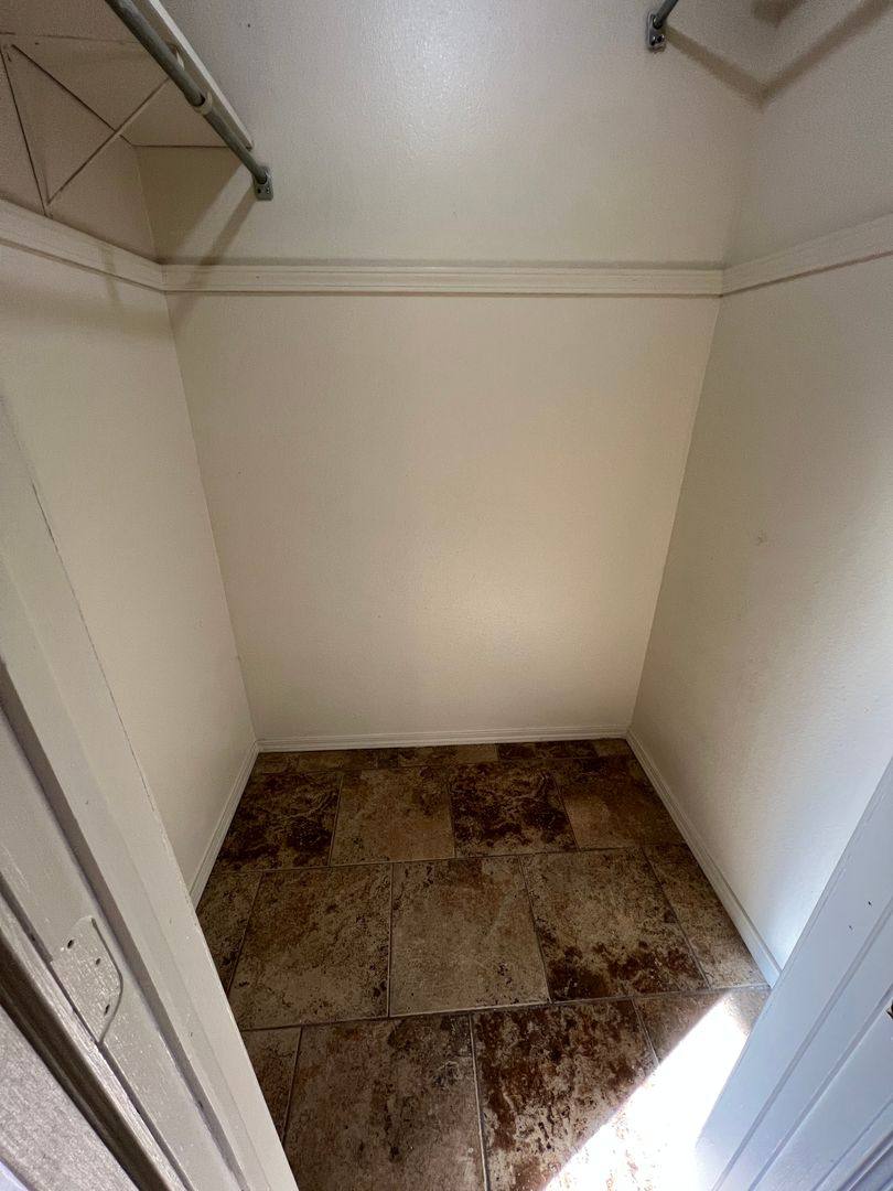 House for rent at 2005 N 30th St, Van Buren, AR 72956