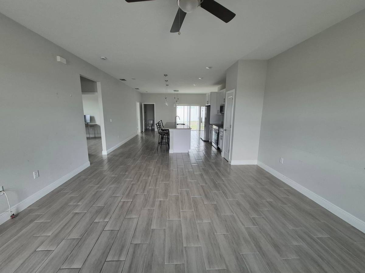 House for rent at 642 Desmoines Court, Kissimmee, FL 34759