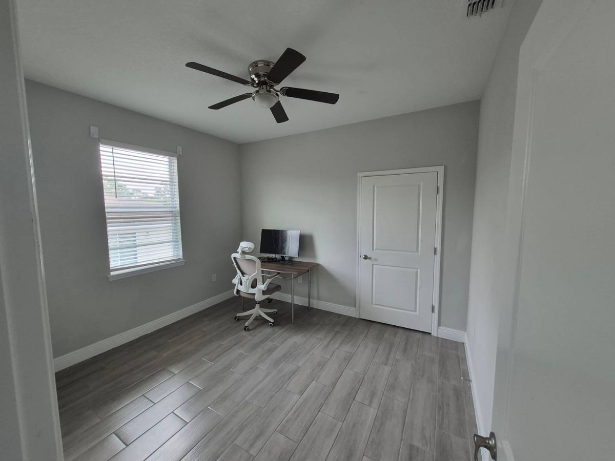 House for rent at 642 Desmoines Court, Kissimmee, FL 34759