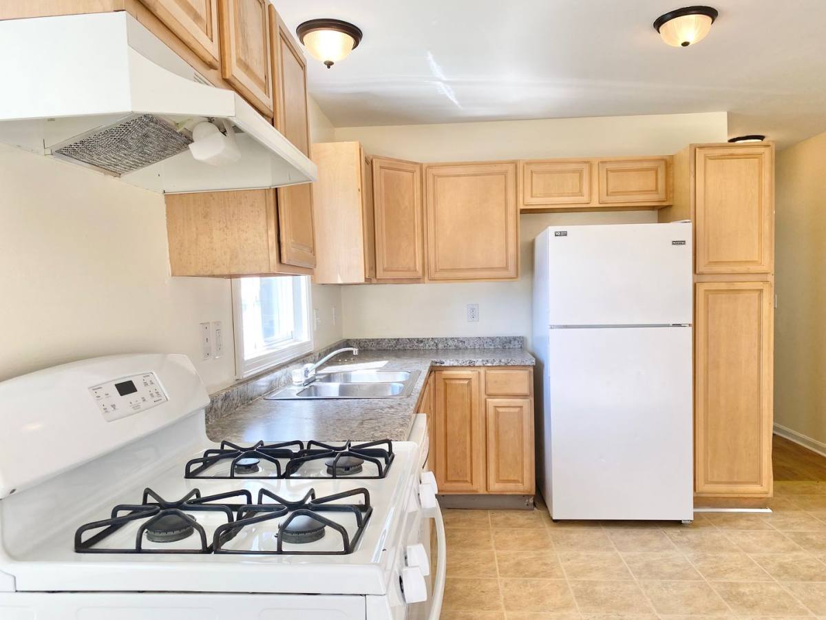 Apartment for rent at 91-93 Orleans St, Springfield, MA 01109