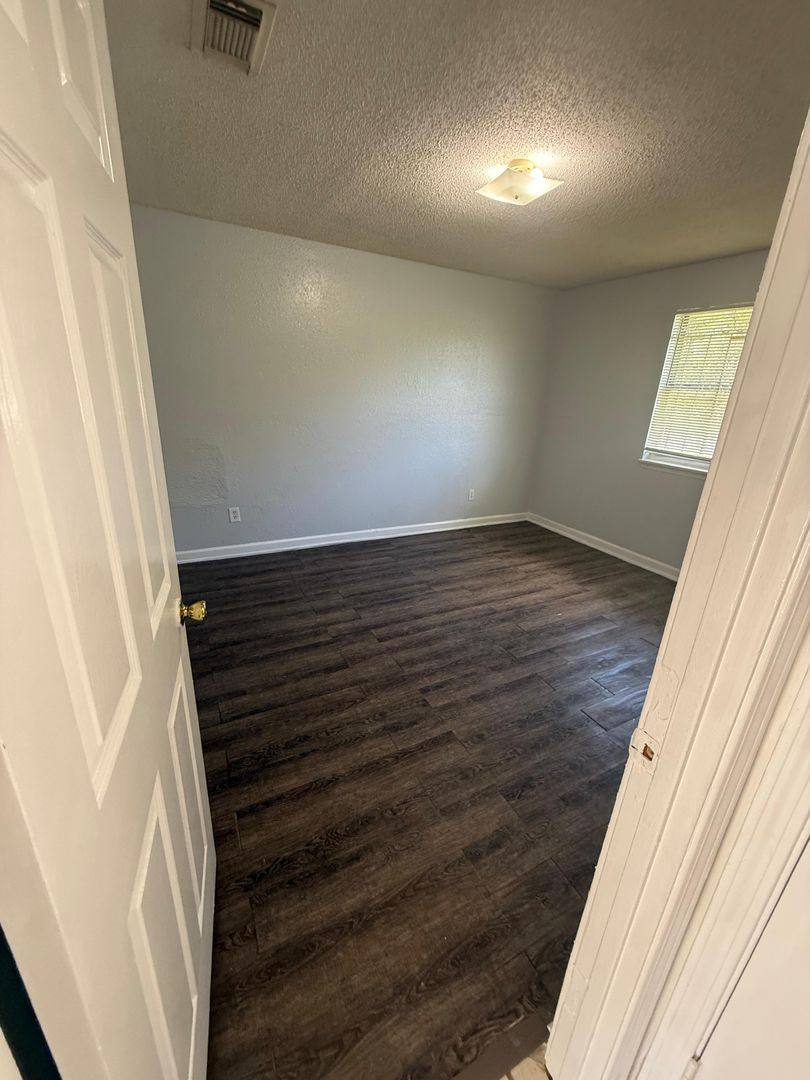 Apartment for rent at 3997 Leonnie Rd, Jacksonville, FL 32208