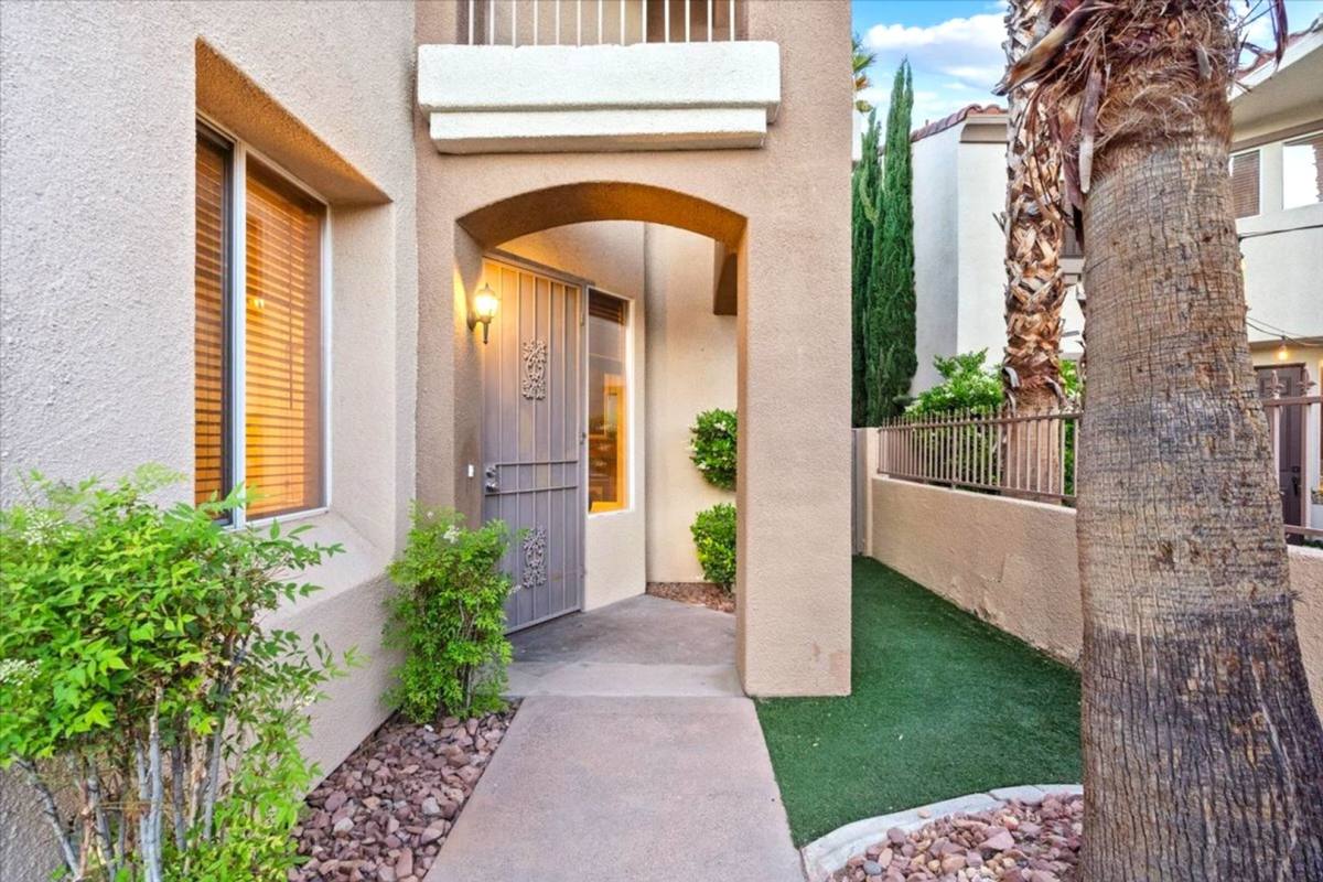House for rent at 1708 Cordoba Canyon St, Las Vegas, NV 89117