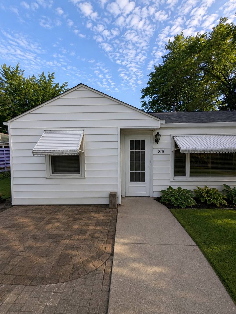 518 16th Ave, Silvis, IL 61282 - House for Rent - Image 2