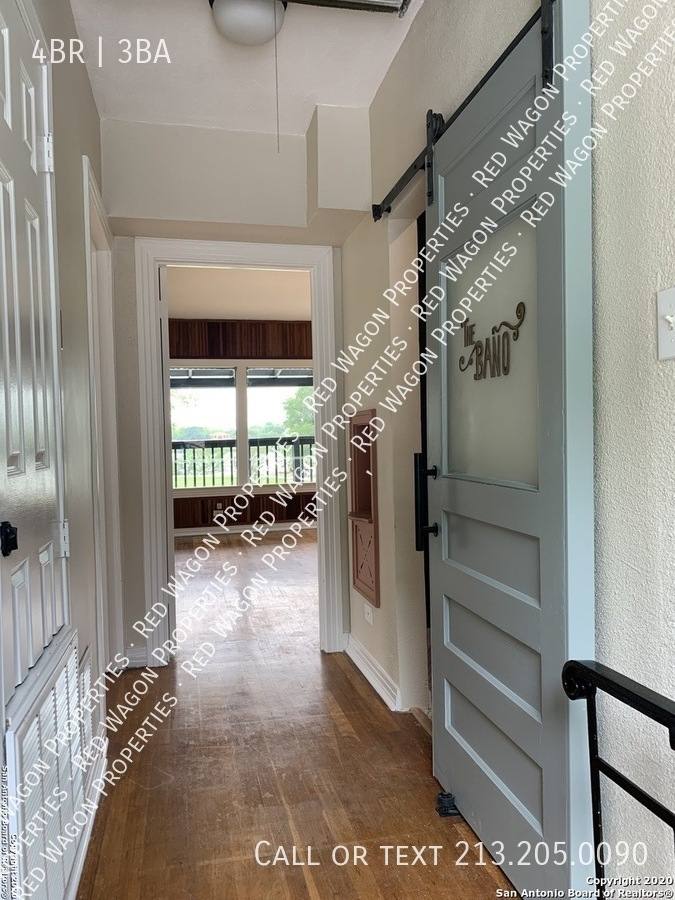 House for rent at 155 N Josephine Tobin Dr, San Antonio, TX 78201