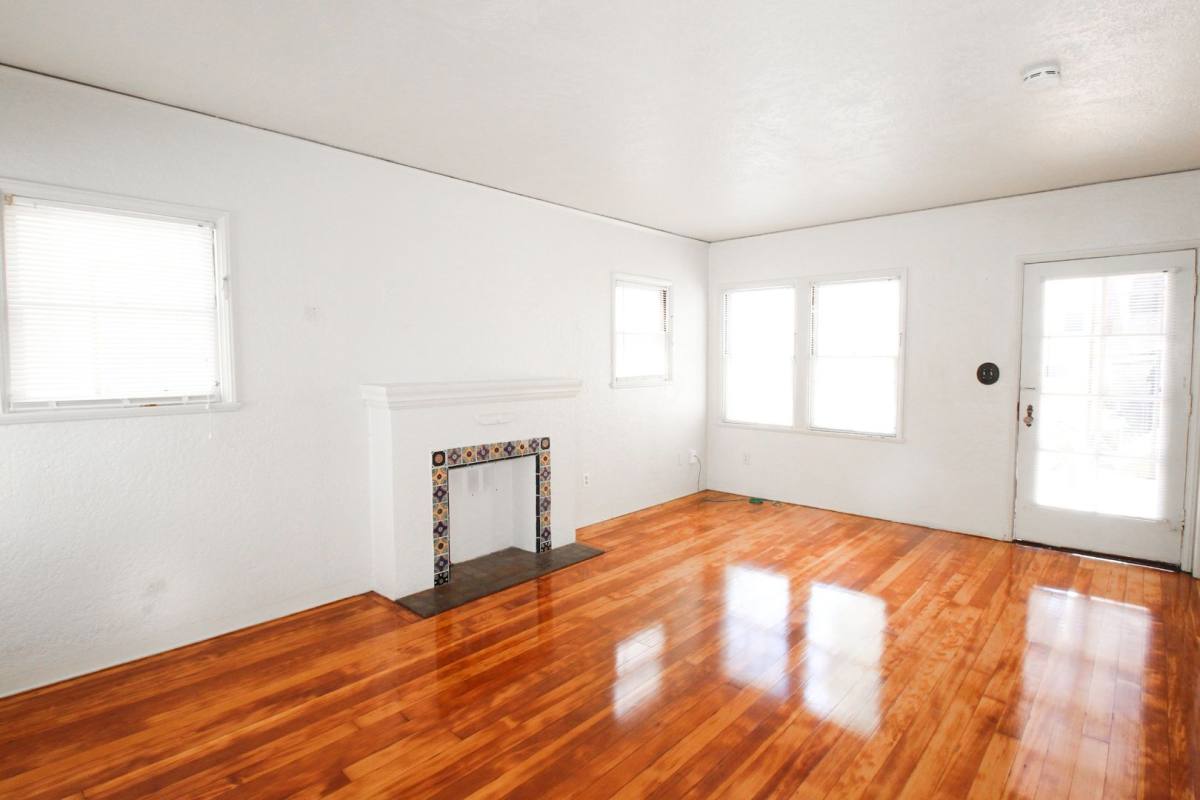 Apartment for rent at 3783-3787 1 2 Park Blvd, San Diego, CA 92103