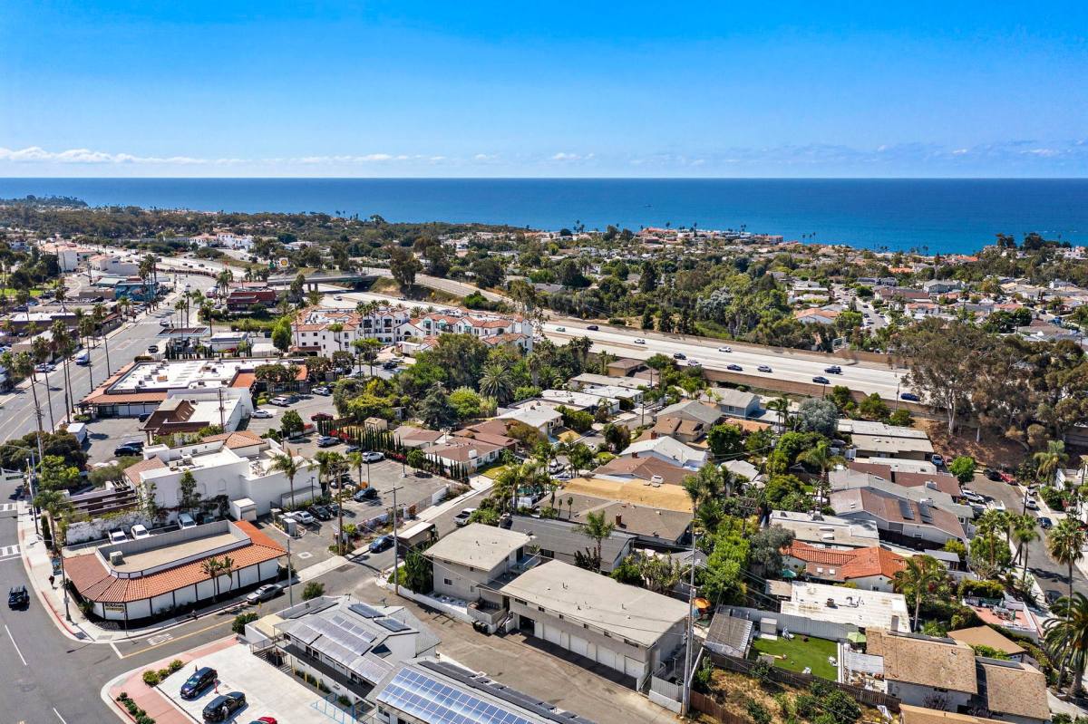 Apartment for rent at 2 W Avenida San Gabriel, San Clemente, CA 92672