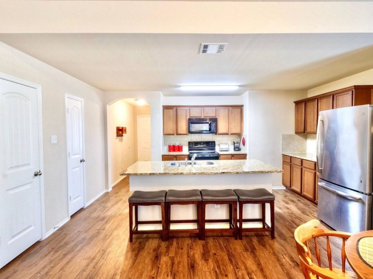 House for rent at 1407 Pampa Grass Dr, Princeton, TX 75407