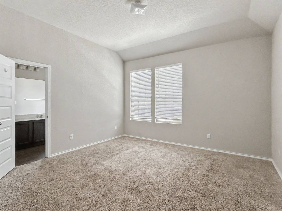 House for rent at 9407 Somers Bend, San Antonio, TX 78211