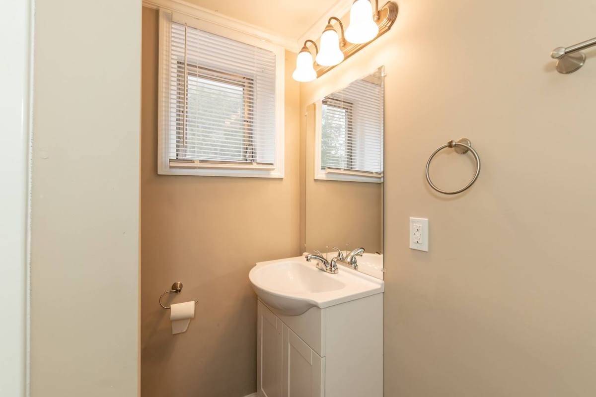 House for rent at 4042 S Church St, Burlington, NC 27215