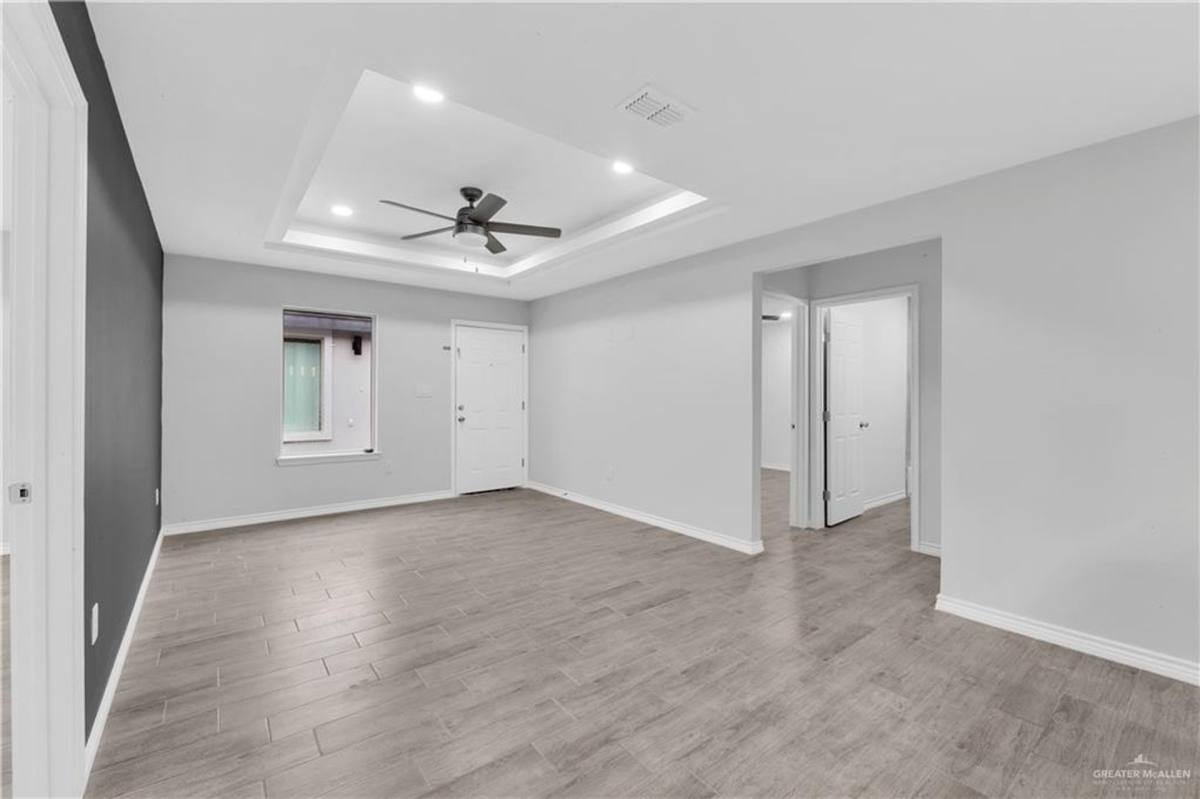 Apartment for rent at 1001 W Sunset Valley St, Mission, TX 78573