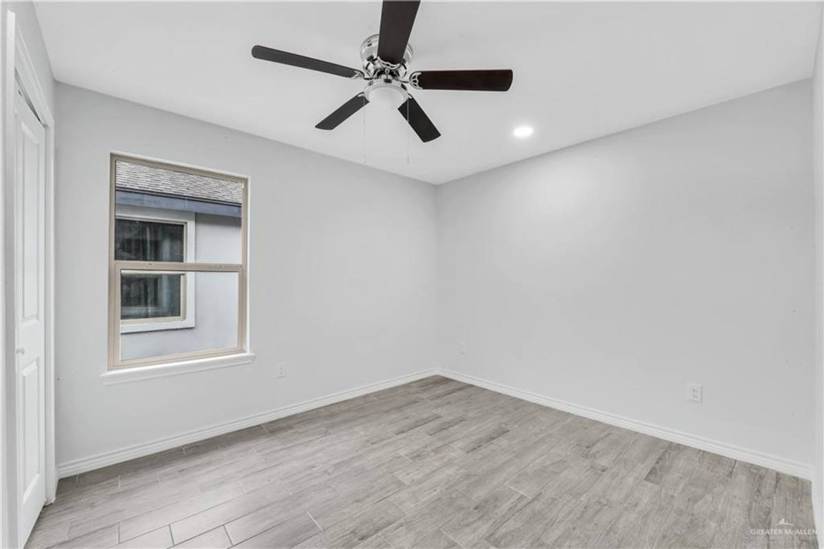 Apartment for rent at 1001 W Sunset Valley St, Mission, TX 78573