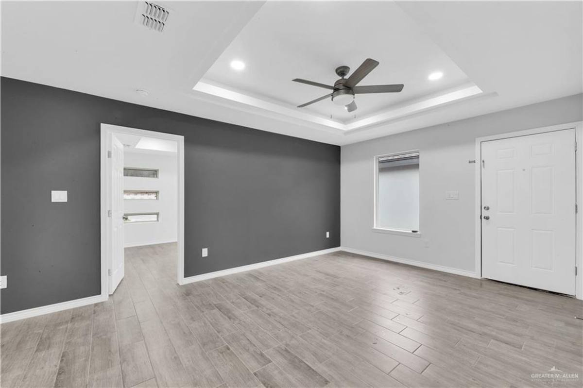 Apartment for rent at 1001 W Sunset Valley St, Mission, TX 78573