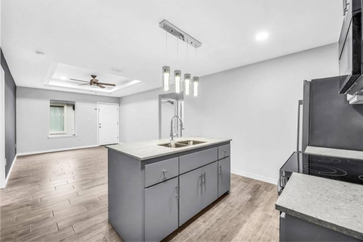Apartment for rent at 1001 W Sunset Valley St, Mission, TX 78573