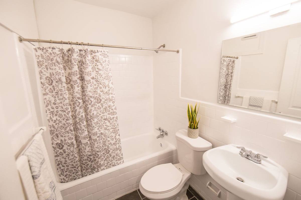 Apartment for rent at 1615-1617 18th St SE, Washington, DC 20020