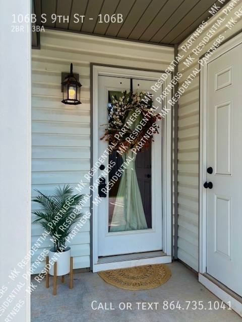 Apartment for rent at 106B S 9th St, Easley, SC 29640