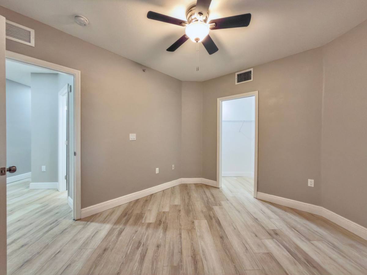 Apartment for rent at 2902 N Orange Ave, Orlando, FL 32804