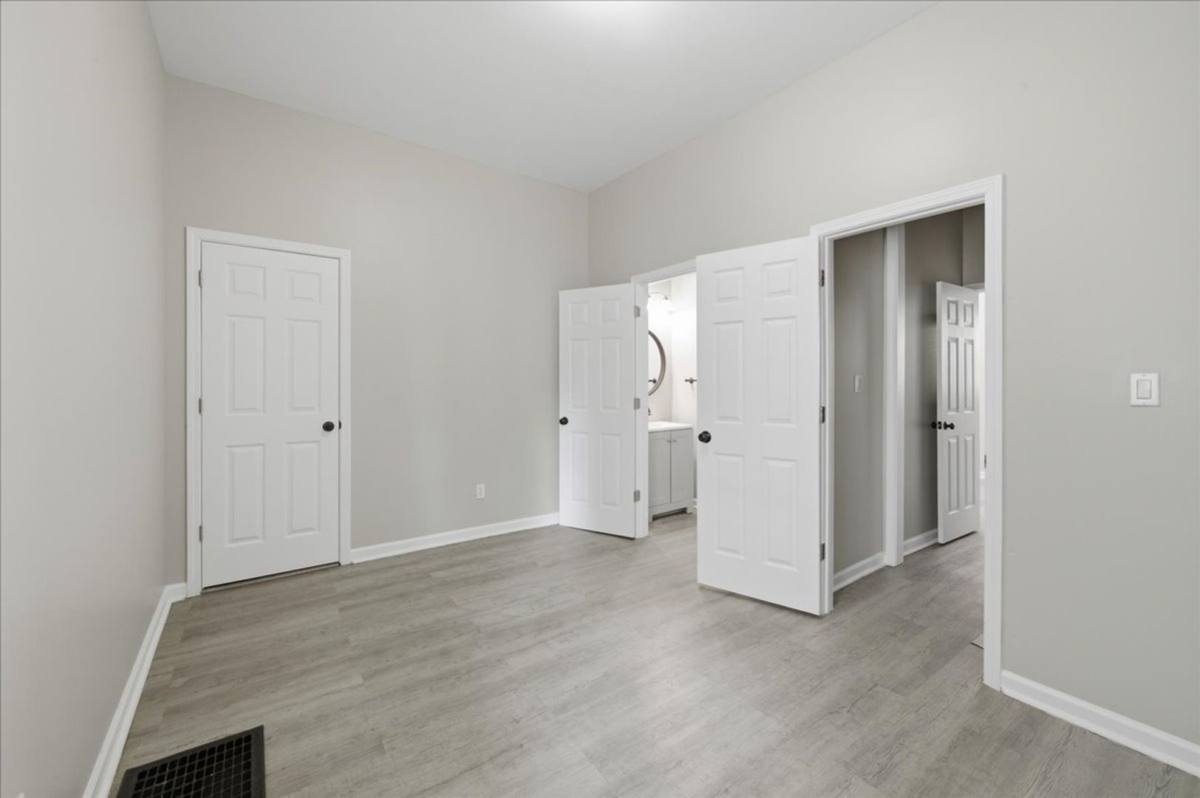 Apartment for rent at 28 S Dearborn St, Indianapolis, IN 46201