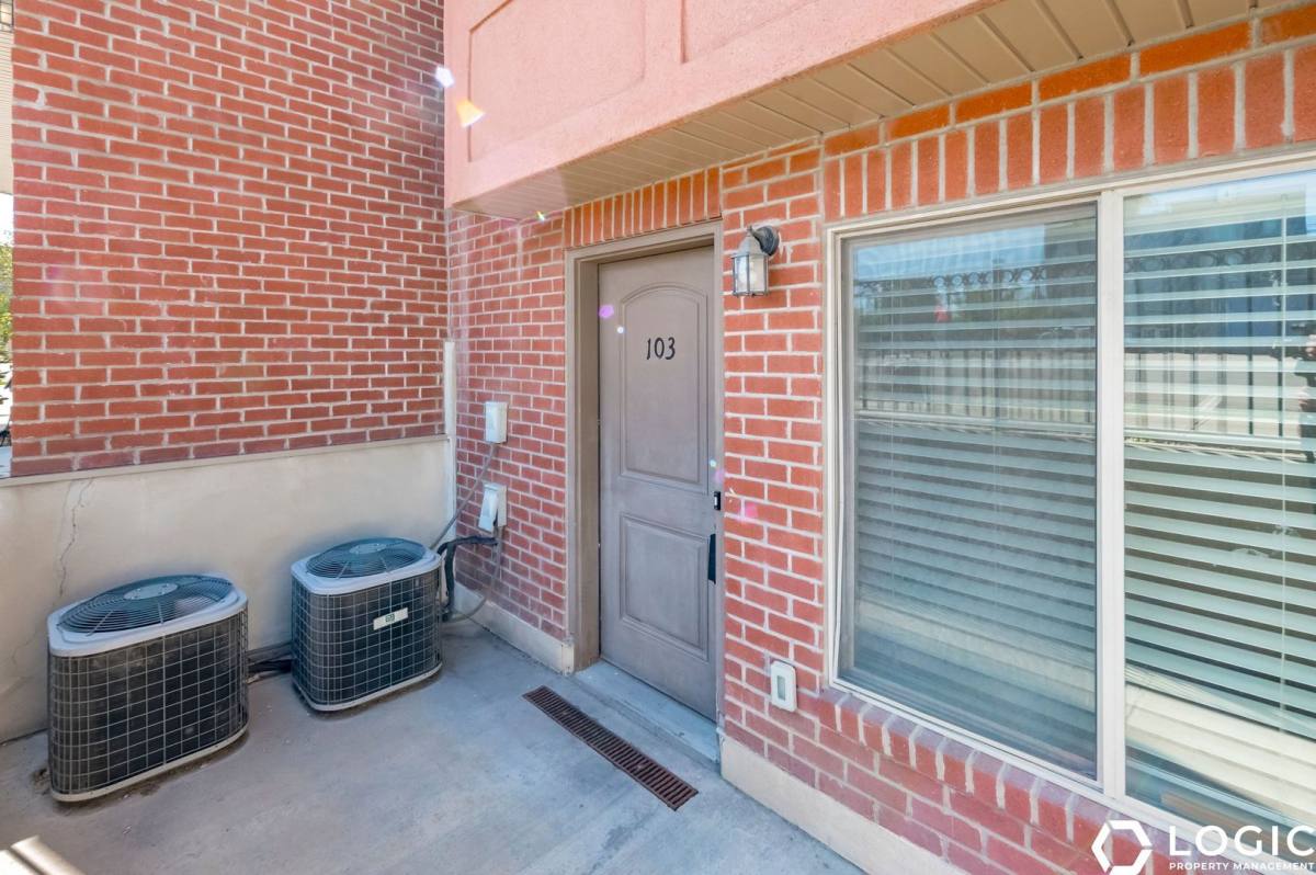 Townhouse for rent at 491 S Freedom Blvd #103, Provo, UT 84601