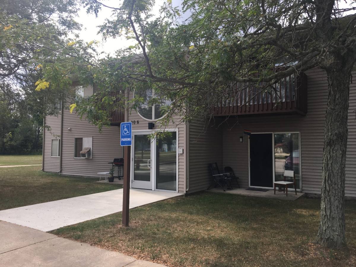 Apartment for rent at 204 Southfield St, Litchfield, MI 49252