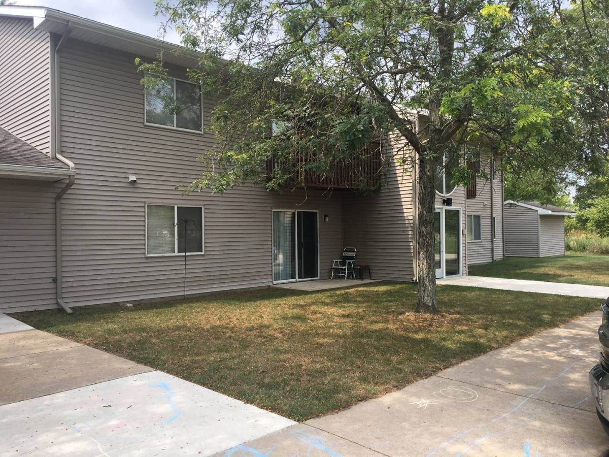 Apartment for rent at 204 Southfield St, Litchfield, MI 49252