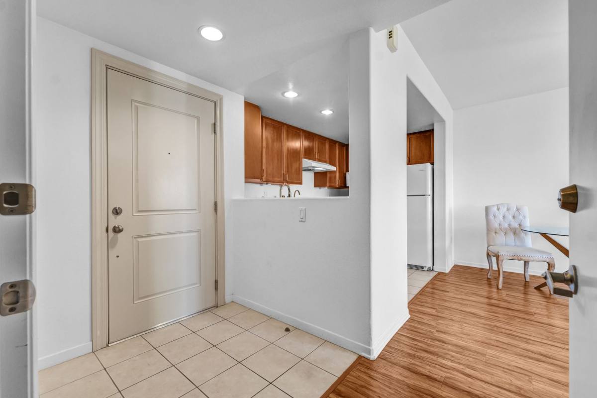 Condo for rent at 580 W Main St, Alhambra, CA 91801
