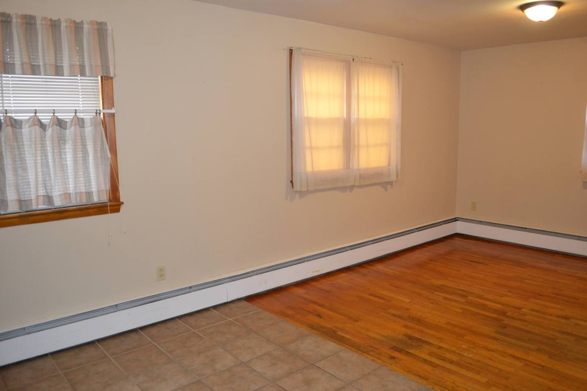 Apartment for rent at 614 Washington St, Clay Center, KS 67432