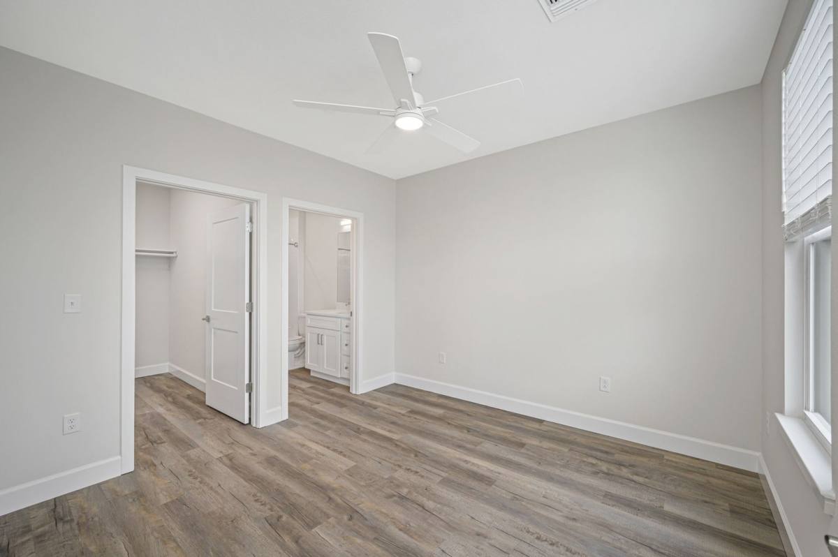 Apartment for rent at 357 5th St S, Saint Petersburg, FL 33701